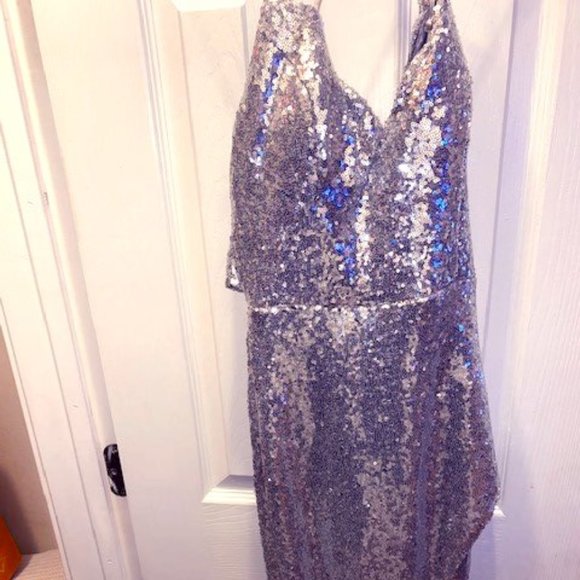 SILVER SEQUIN EVENING GOWN 7/8 - Picture 1 of 8